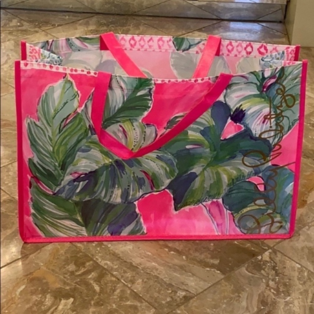 NWOT Lilly Pulitzer Large Vinyl Shopping Tote Bag